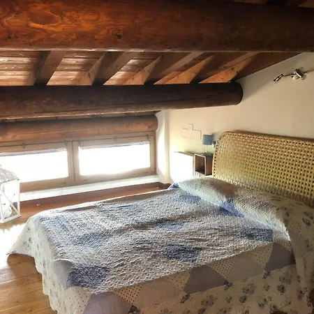 Pensión Garda Family House